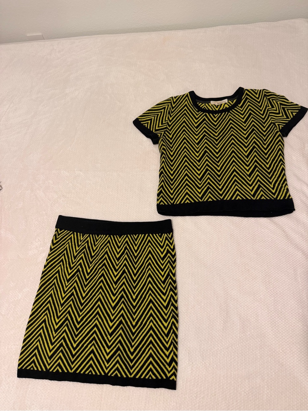 Rewind Yellow and Black Chevron Two-Piece Set